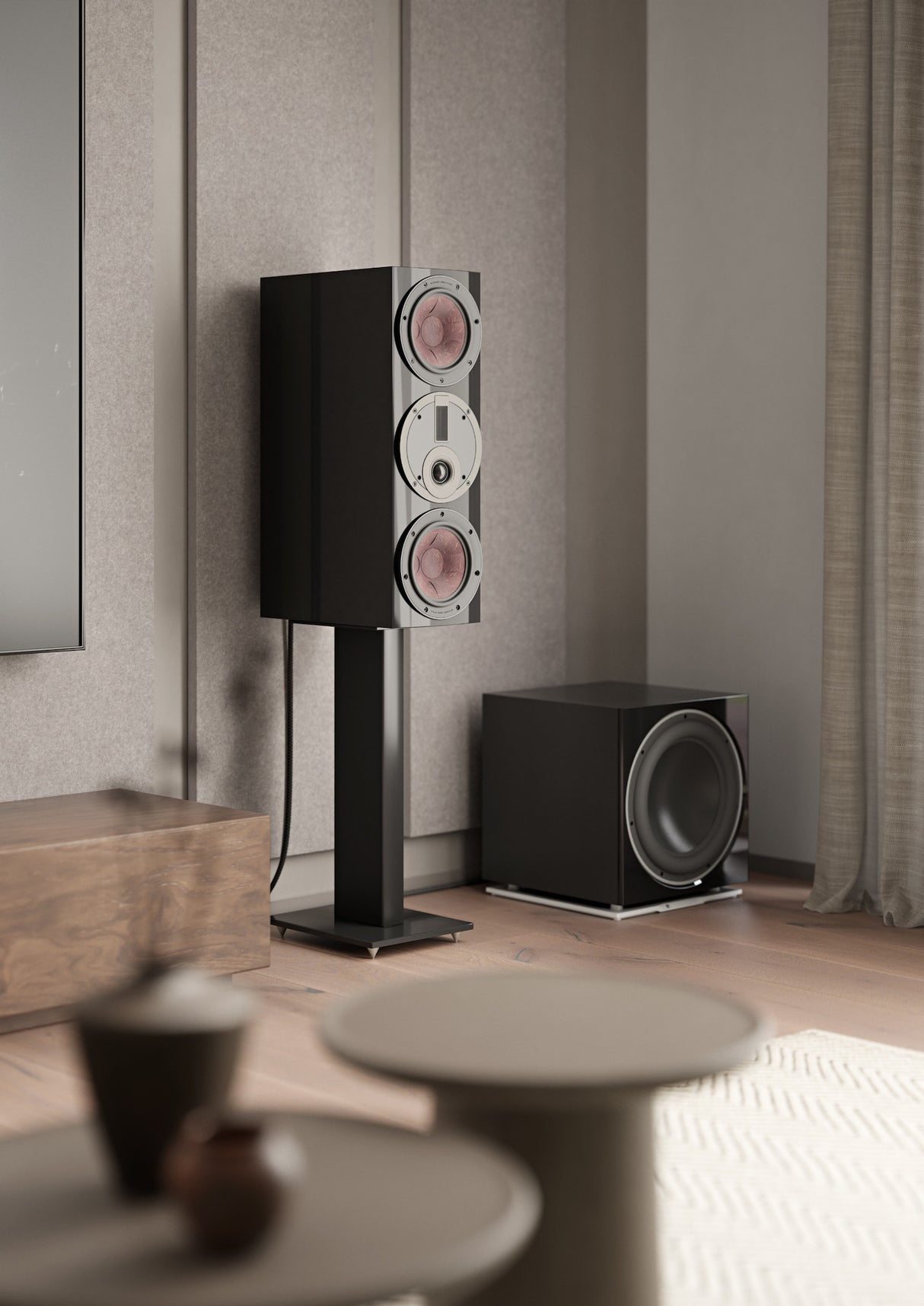 DALI RUBIKORE CINEMA Center-Lautsprecher - Wohnzimmer-Ambiente mit Subwoofer