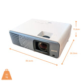 BenQ TK710STi 4K Kurzdistanz Laser Beamer - Schrägansicht mit Abmessungen und Gewicht