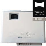 BenQ TK710STi 4K Kurzdistanz Laser Beamer - Ansicht von oben mit Objektiv und Bedienfeld