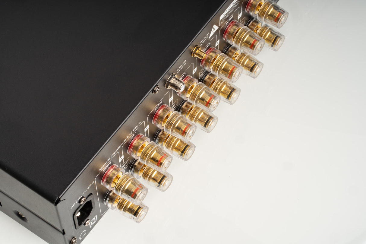 Block CVR-200 Schwarz AV-Receiver - Detail Anschlüsse Nahaufnahme