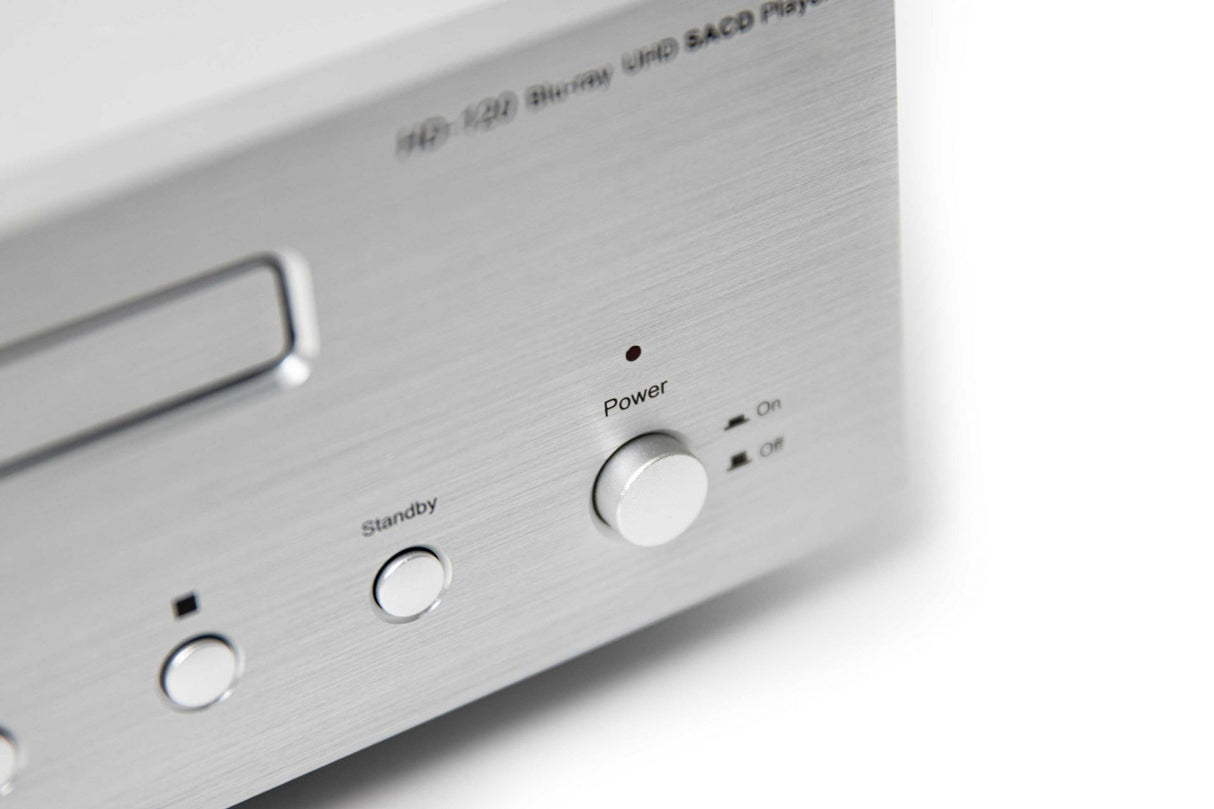 Block HD-120 Silber Blu-Ray Player - Detail Ein-/Ausschalter