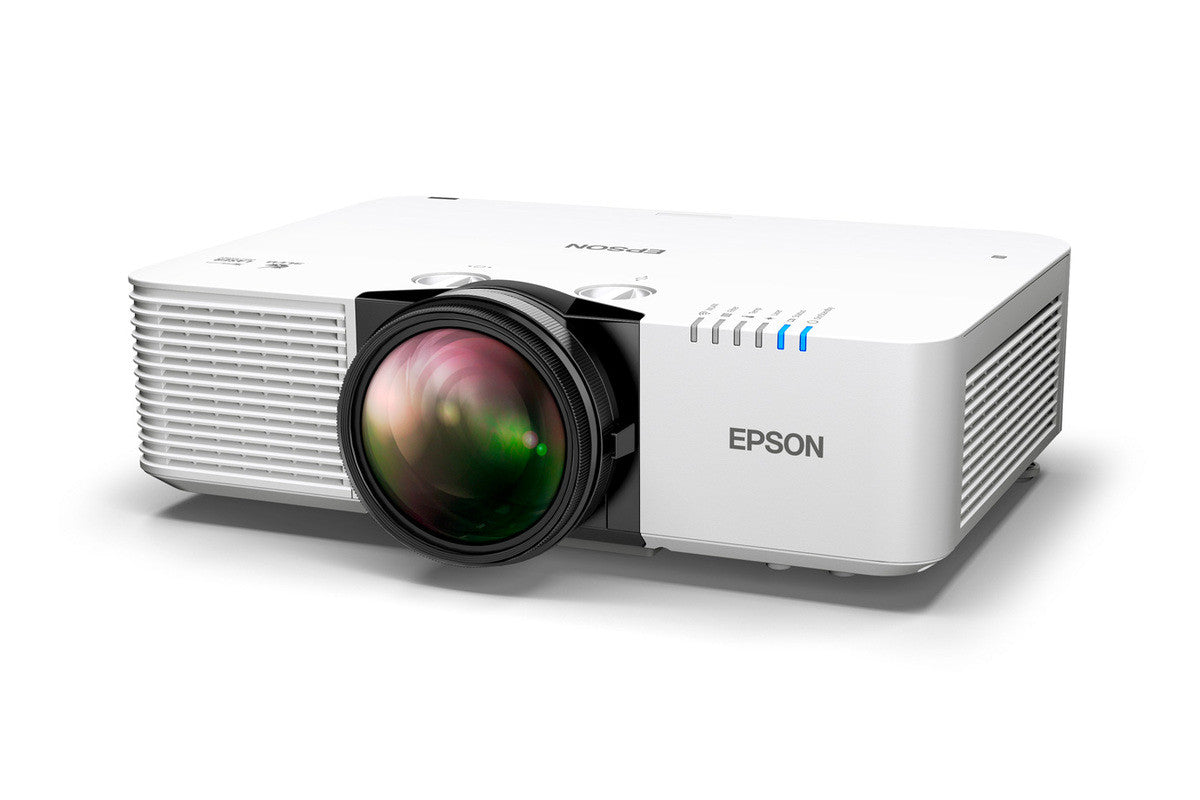 Epson EB-L690SE Golf Beamer - Schrägansicht mit Objektiv