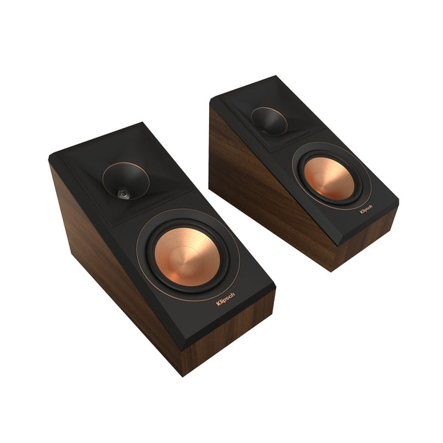 Klipsch Reference Premiere RP-500SA II Walnuss - Schrägansicht Paar ohne Abdeckung