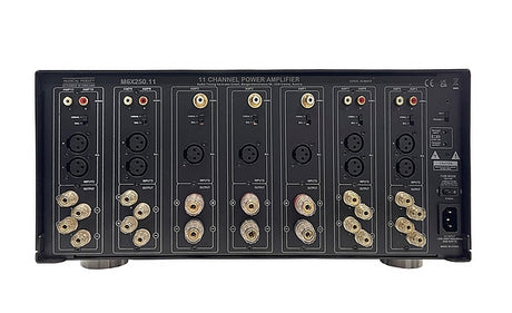 Musical Fidelity M6x 250.11 Silber 11-Kanal AV-Endstufe - Rückseite mit Anschlüssen