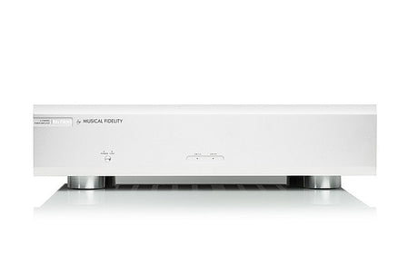 Musical Fidelity M6x 250.4 Silber 4-Kanal AV-Endstufe - Frontansicht