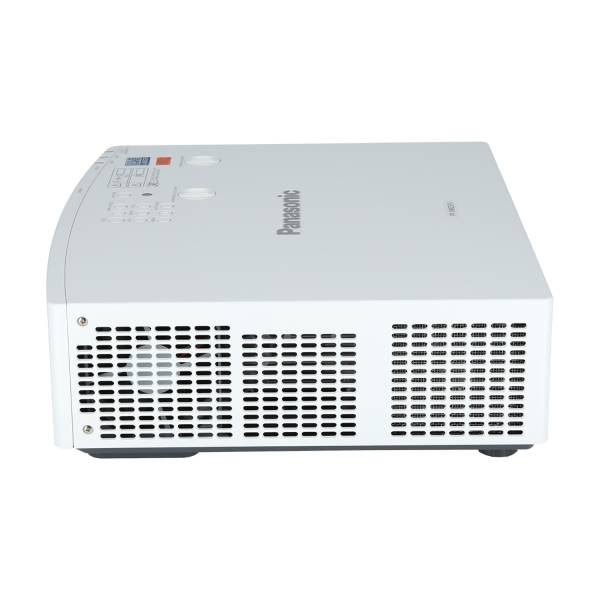 Panasonic PT-VMZ51S - WUXGA Laser Golf Beamer | HEIMKINO.de Tuning Edition